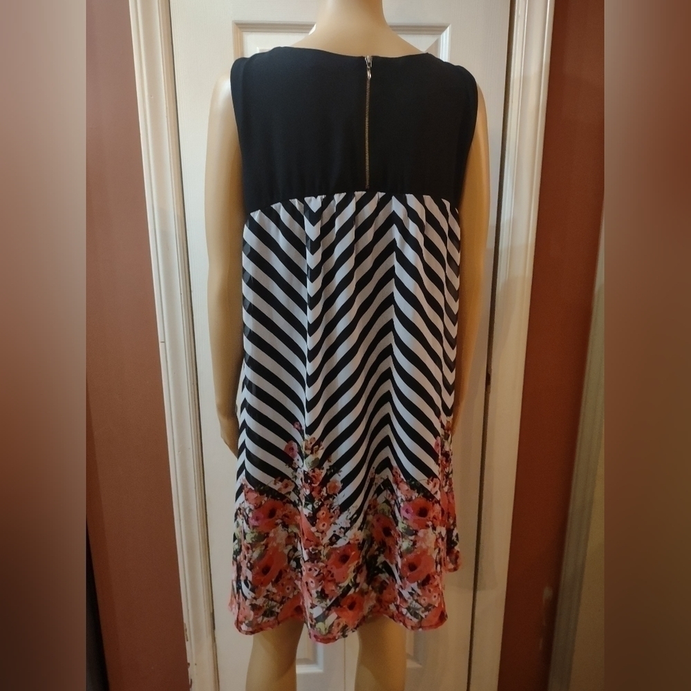 Halo women's size medium sleeveless dress - Picture 4 of 7
